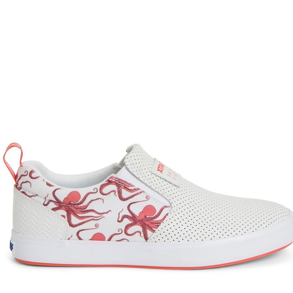 Women'S Xtratuf Salmon Sisters Finatic Ii Deck Shoe Xfn-901